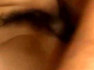 Bendy lovebird's cumshot action