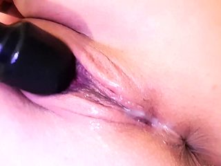 Amateur brunette ariana marie solo toying