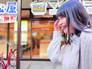 240622引き締まったボディで巨乳の娘a1