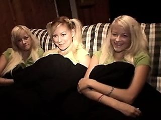 Amateur blonde teen handles threesome fuck