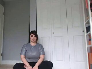 Amateur Webcam Chick Masturbates On Webcam More at