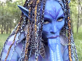 Neytiri destroys her Na&#039;vi butthole with dildos wh...