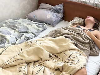 Stacy_via Morning Masturbation Sweet Squirting Orgasm S...