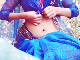 Sinhala tutor from Sri Lanka seduces in public park - i...