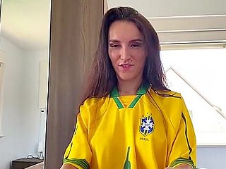 Horny69rabbits - Exchanged A Football Game For Her Puss
