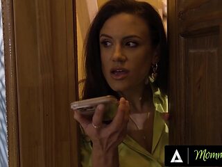 Threesome with a stepmom who knows how to make an impact