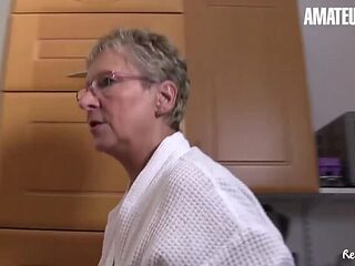 AMATEUR EURO - German Busty Granny Erna Craves For Youn...