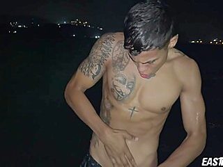 Lucian Reed In Colombian Hottie Flexing A Bunch