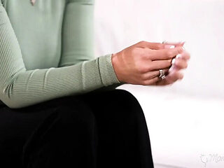 Blonde MILF Rachael Cavalli Gets Aroused By Stepdaughte...