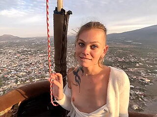 Risky Sex on a Hot Air Baloon Over the Pyramids in Mexi...