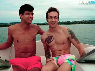 Nymphomaniac hunk enjoys fucking hard in a tight anal hole