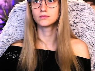 Blonde euro babe makes out while masturbating