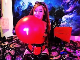 latex umbra balloon play and pop in latex and boots xxx