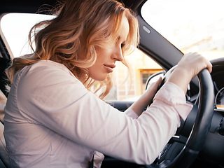 i found the hot lesbian blonde in the laundromat