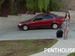 Stunner Jayme Langford and Jenna Sativa&#039;s toys xxx