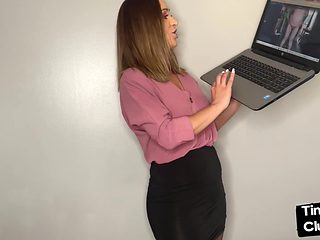 Solo SPH babe talks nasty about losers with small cocks