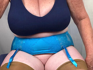 Hot Mature MILF Takes Off Her Bralette &amp; Stockings ...