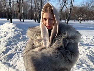 Picked up babe thanks me with hard sex