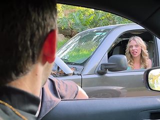 Hardcore outdoors fucking in the car with sexy stranger...