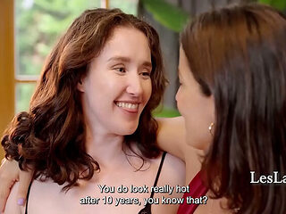 Former Classmates Reunite for Lesbian Fun Calita Fire a...