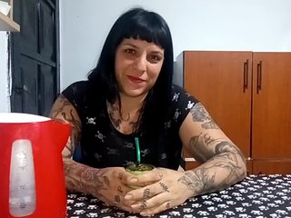 Seduje Al Novio De Mi Amiga Para Chuparle Pija Mientras...