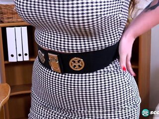 Yola Flimes: Sexy Secretary