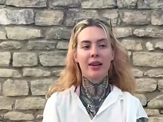 Emma, 21, is getting into pure exhibitionism! - Jacquie...