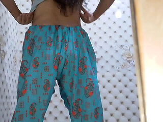 Indian Stepbrother Finally Seduces Stepsister in Hindi ...