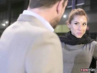 Courtesan's threesome xxx