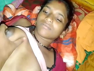 Desi Hot Bhabhi Boobs Pressing In Hotel