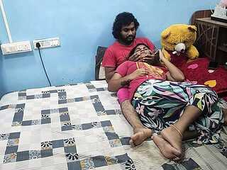 Vaishnavy &amp; Sharun Raj Hot Indian Couple Live Uncut...
