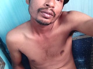 Naughty Desi Bengali stud enjoys masturbating and givin...