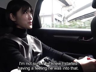 Voluptuous wench at japan movie