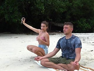 Meditation on the beach ended with a blowjob