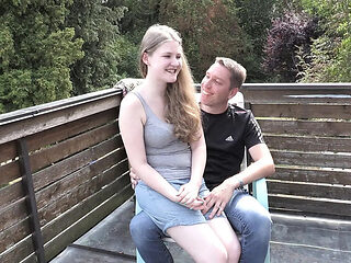 Julia 19 Blowjob Teen Missionary Doggy Style German HD