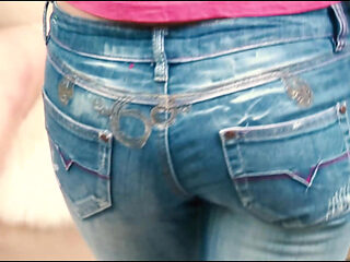 Sexy MILF Babes Eat Pussy and Scissor Fuck