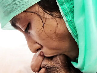 Muslim teen deepthroat queen takes cum in mouth twice -...