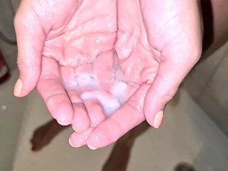 Hot MILF CherryDream Uses Shower Gel For Slippery Handj...