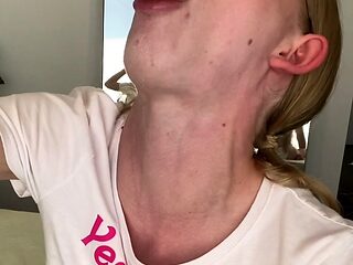 Amateur Blonde Teen Plays Solo with Toy Webcam Porn