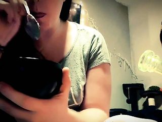 Lovely Blonde With Tight Pussy Masturbate Solo