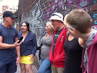 An orgy with the hottest mature ladies in virtual reality