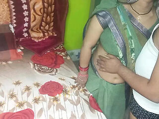 Desi Aunty Hot Homemade Sex - Indian Bhabhi Blowjob &am...