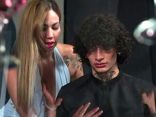 Boss Sets Up Threesome With His Wife After Work - Latin...