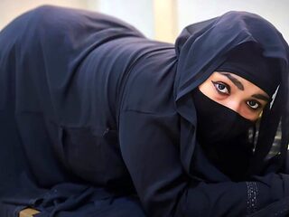 Aunty