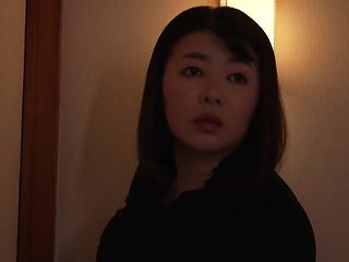 Japonese mature have sex with lover