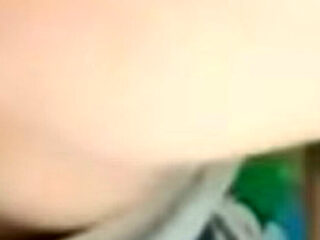 Hot amateur babe Ximenita692 loves getting eaten out be...