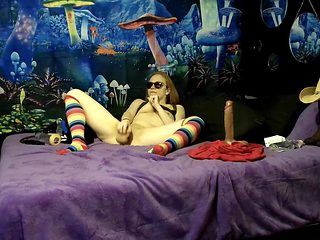 This Was Live On Chaturb*te! Live Daily 2pm - 6pm Cstli...