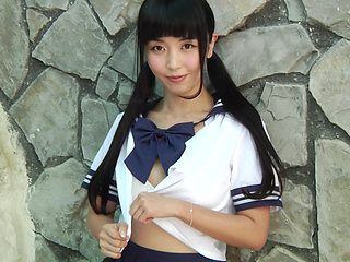 Sexy Japanese model Marica Hase enjoys while riding a h...