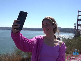 Hardcore dicking in homemade POV video with kinky Renee...