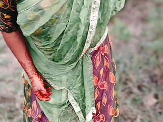 Indian amateur in saree allows big cock to fuck her out...